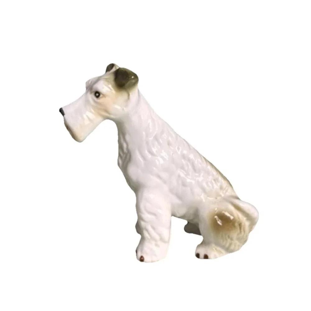 VTG Porcelain Seated Wire Fox Terrier Glossy White w/Tan Accent Perky Alert Pose